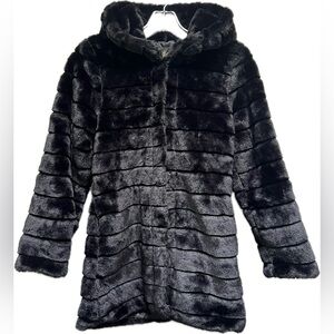 Qiye | Faux Fur Hooded Coat